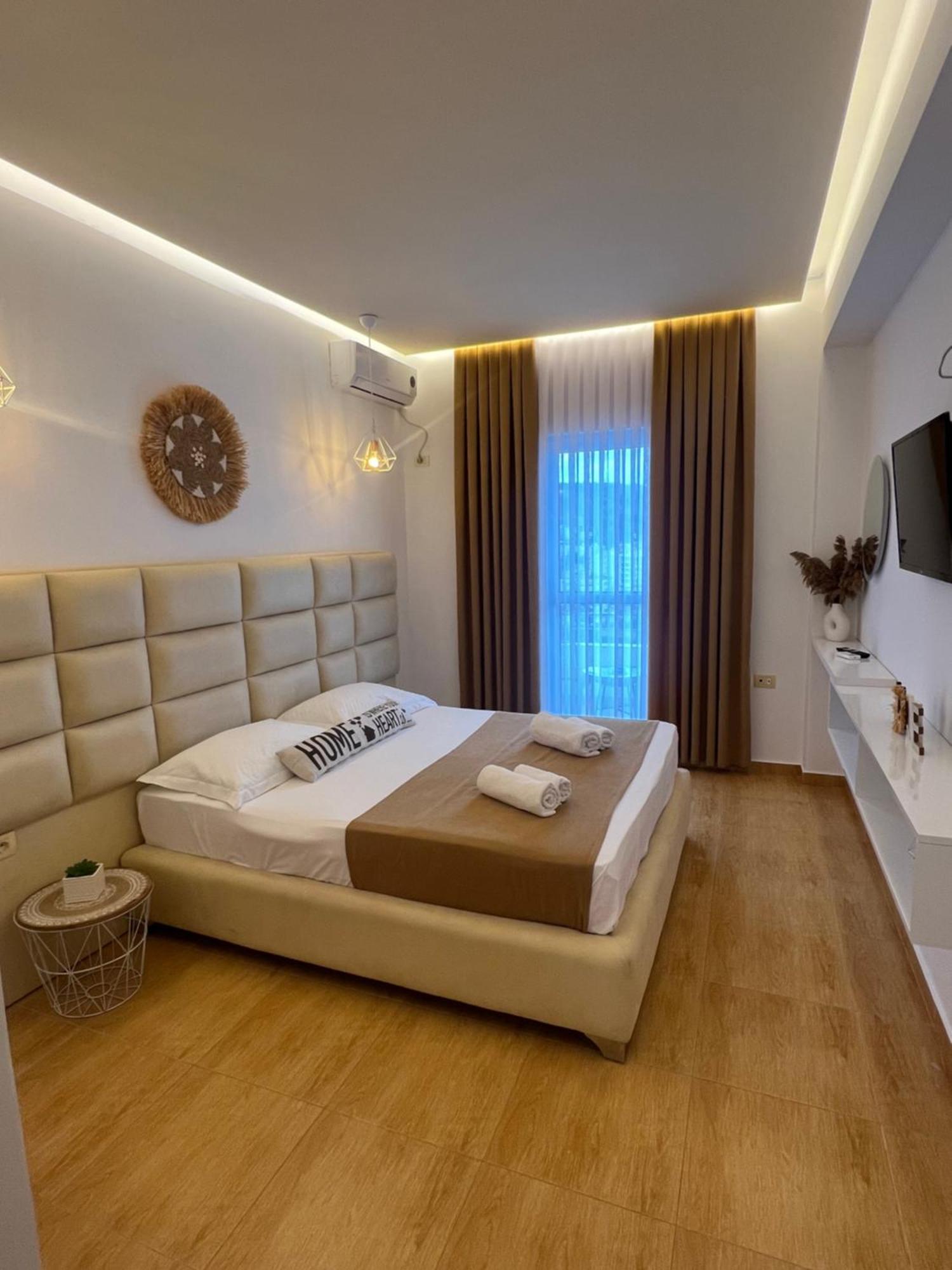 Apartments Sadiku With Sea View Саранде Екстериор снимка