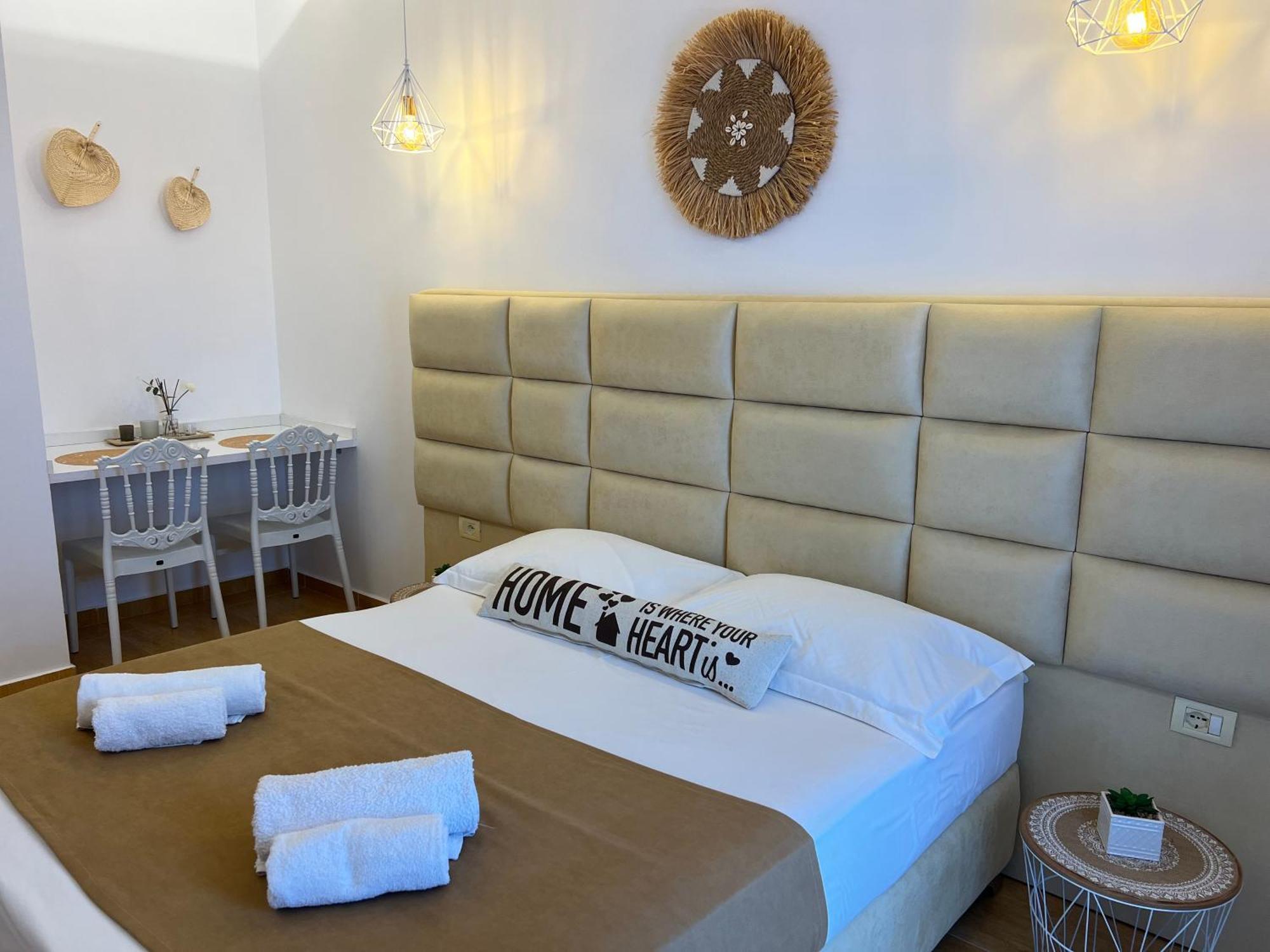 Apartments Sadiku With Sea View Саранде Екстериор снимка